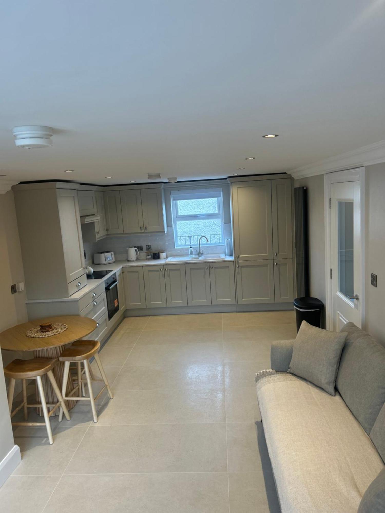 Derry City Apartment Апартаменты *